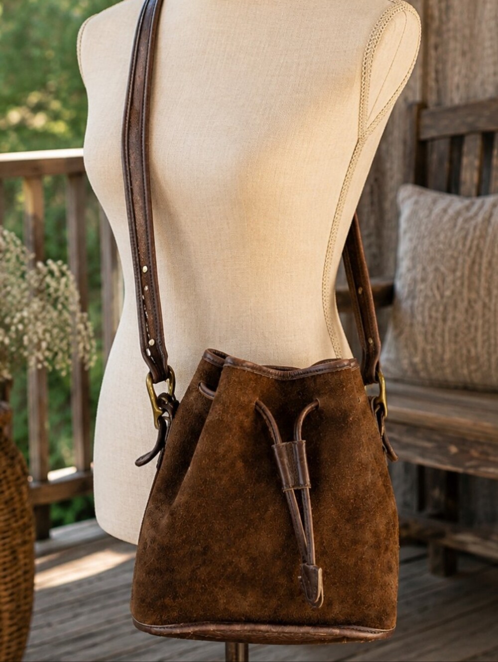 COACH BERKELEY VINTAGE BUCKET BAG